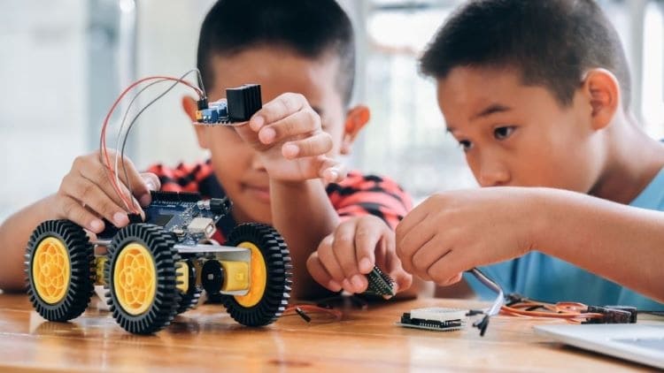 kid engineers designing